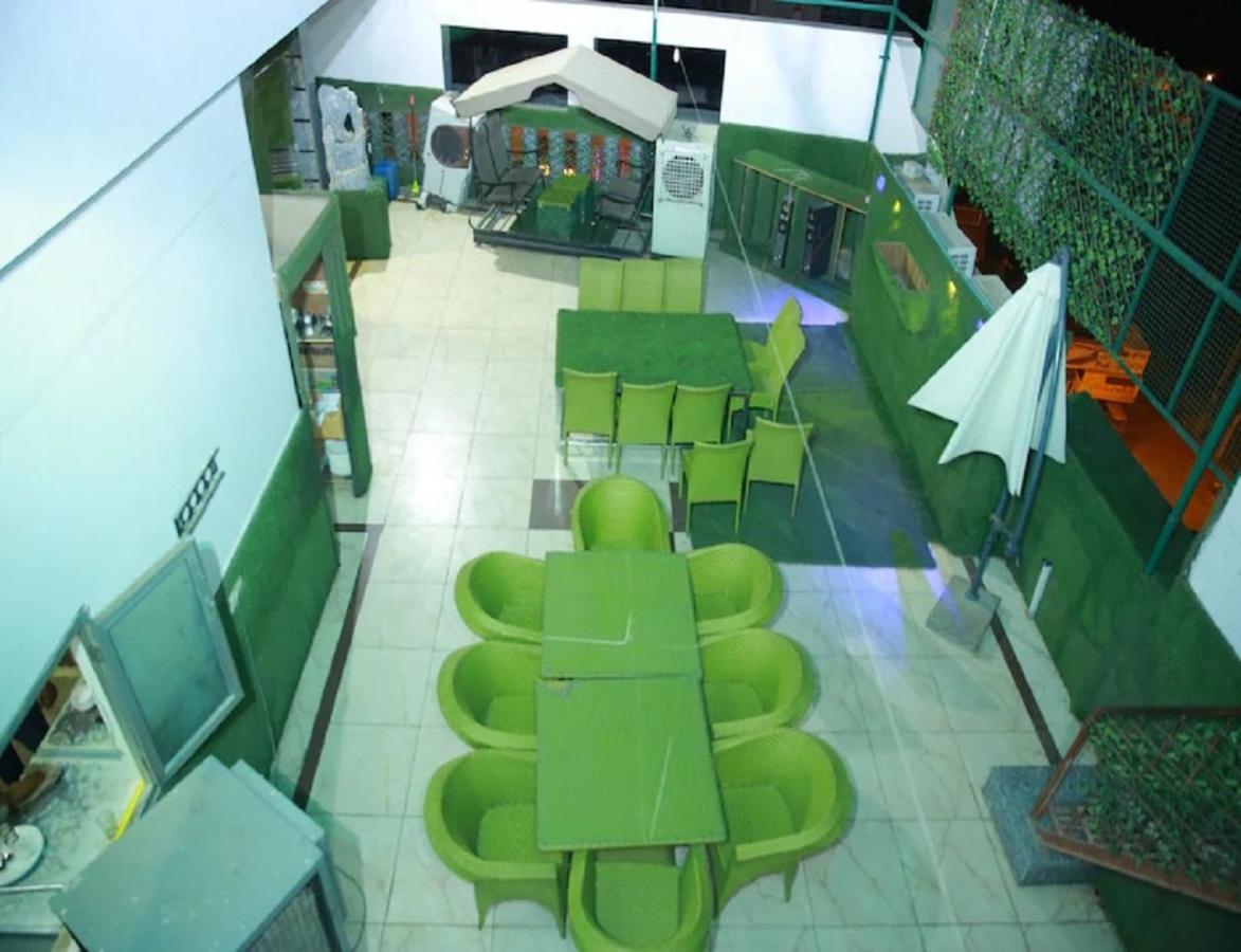 Hotel Kings, Rohtak Exterior foto
