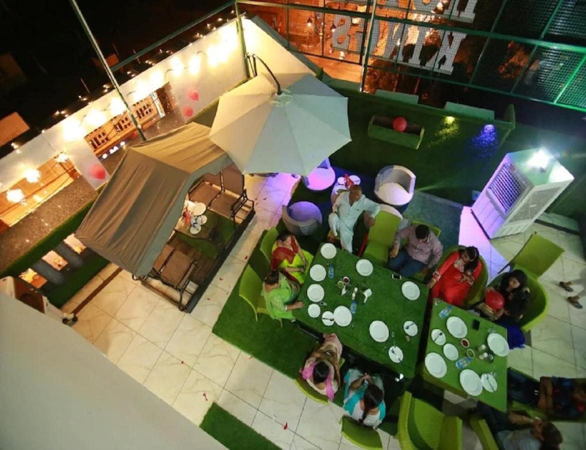 Hotel Kings, Rohtak Exterior foto