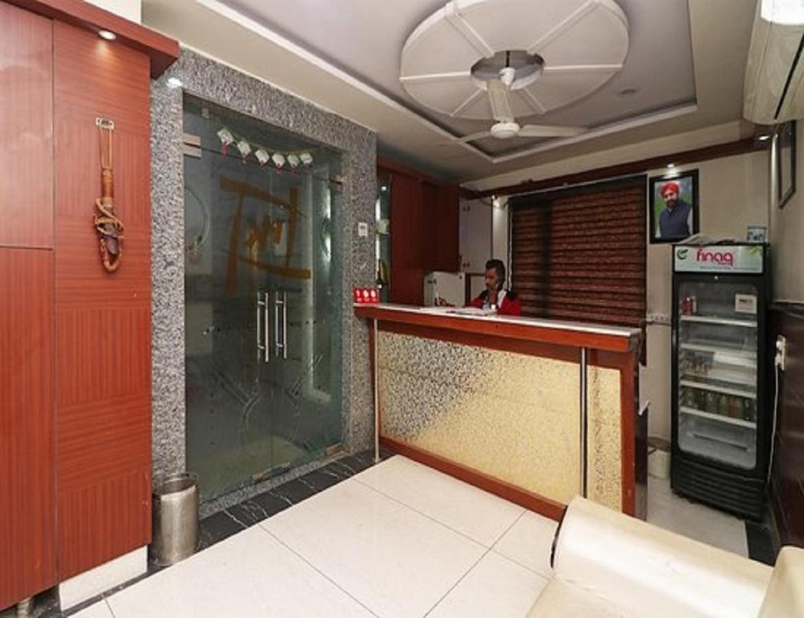 Hotel Kings, Rohtak Exterior foto